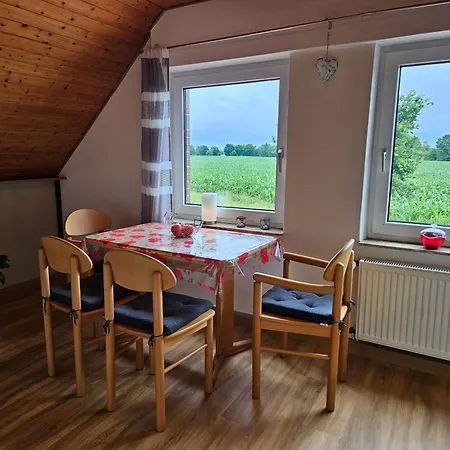 아파트 Moi Tied 35677 Uplengen